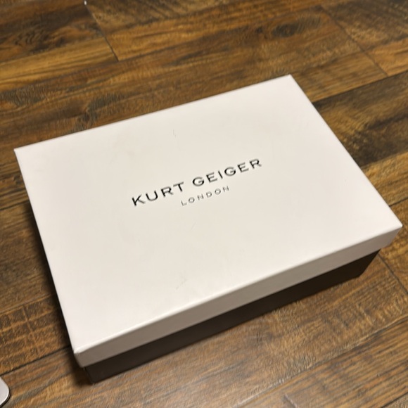 Kurt Geiger of London slides 36.5/6.5 - Picture 8 of 8